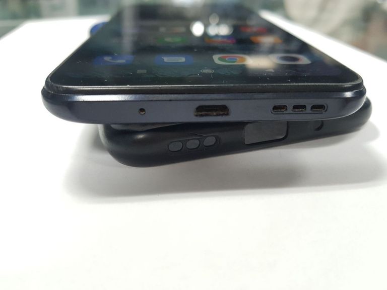 Дешево Xiaomi redmi 9a 2/32gb з ломбарду