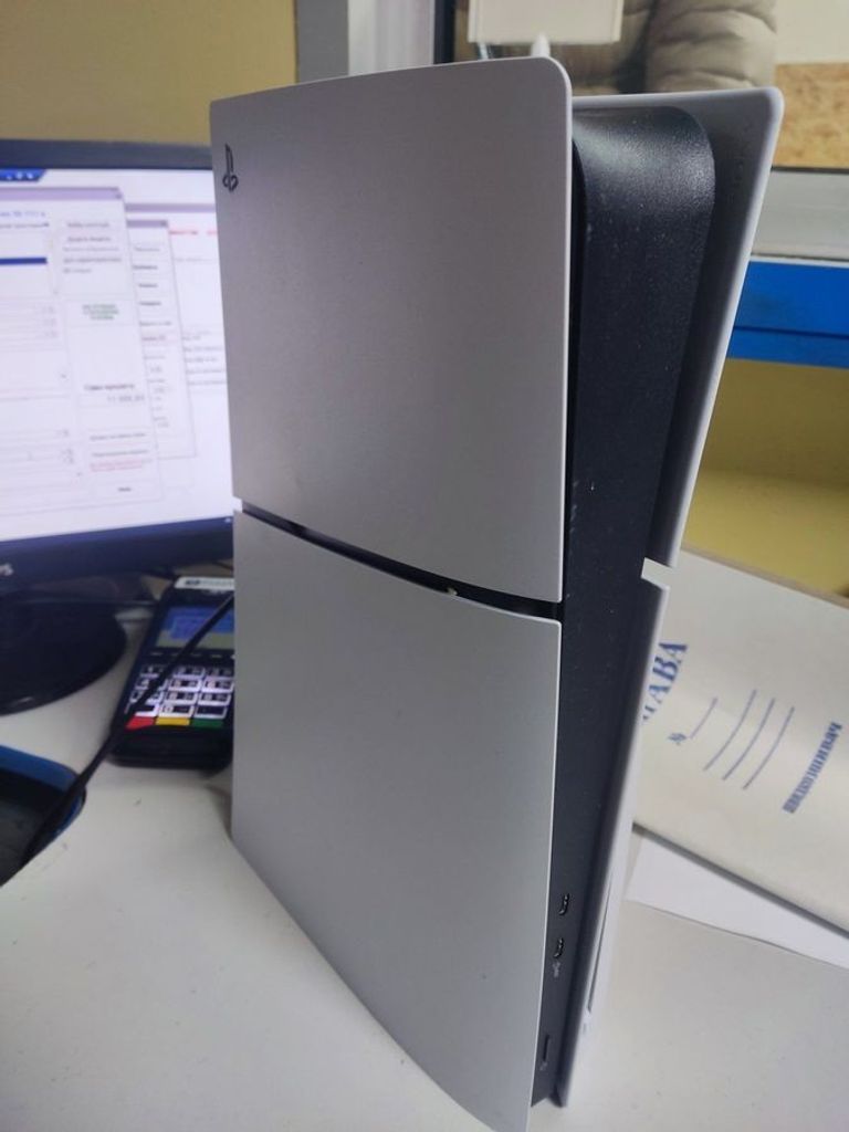 Дешиво Sony PlayStation 5 825GB с ломбарда