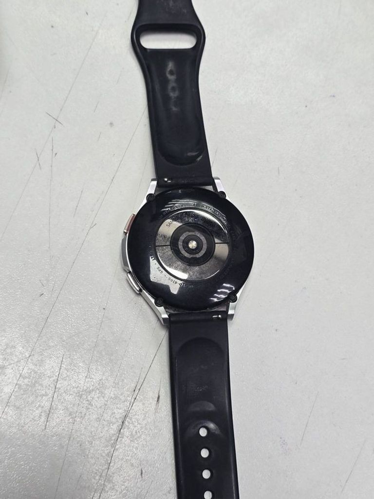 Дешиво Samsung galaxy watch4 classic 46mm с ломбарда