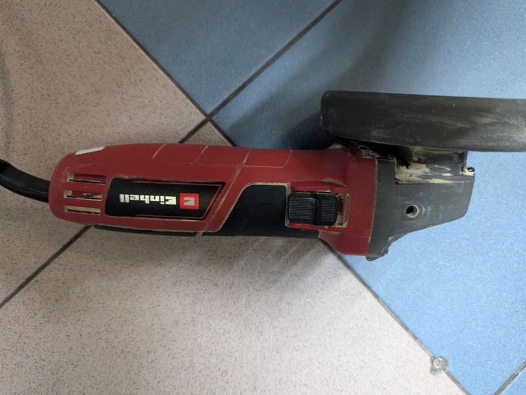 Дешиво Einhell tc-ag 125/850 с ломбарда