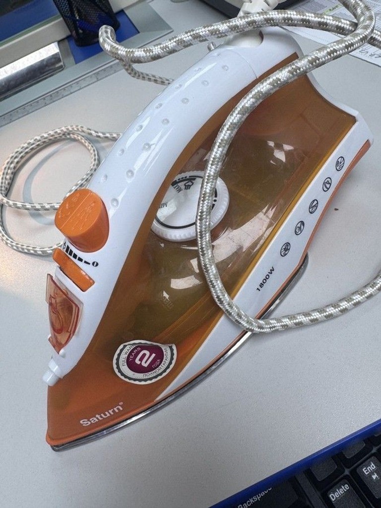 Дешиво Saturn st-cc7142 с ломбарда