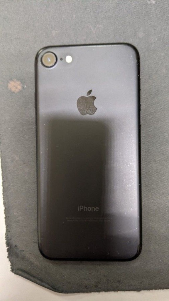 Купити Apple iphone 7 32gb Б/У