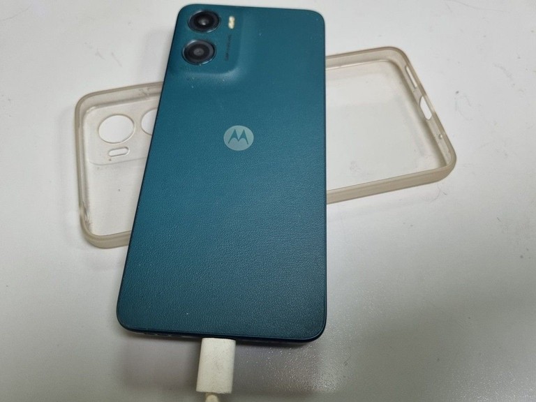 Дешево Motorola moto g05 4/256gb з ломбарду