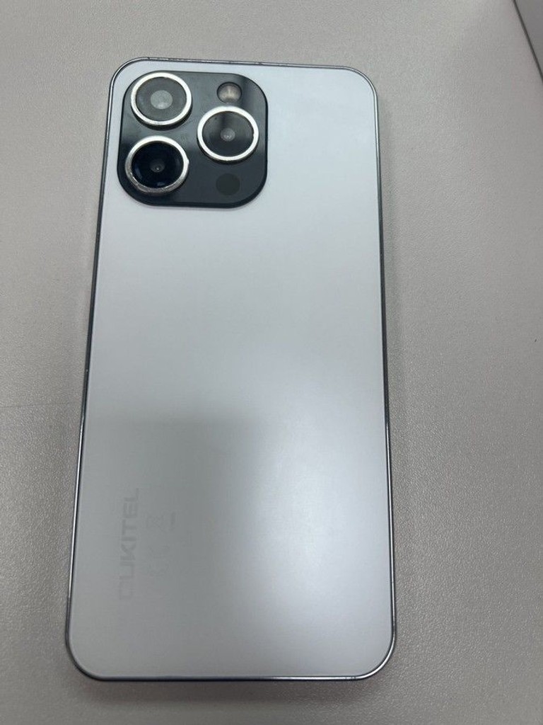 Дешево Oukitel P1 8/256GB Black з ломбарду