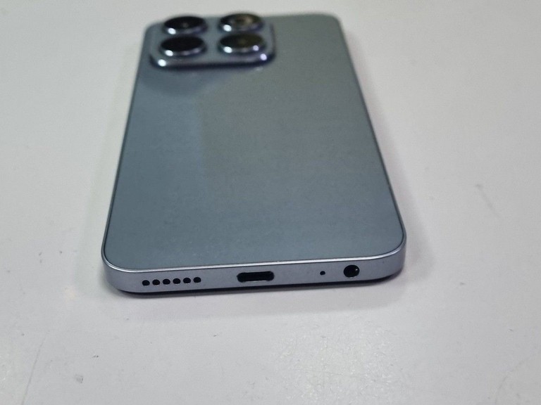 Zte Nubia V70 8/256GB Gray Код:01-200947137. Изображение 8