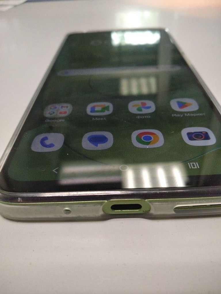 Купити Motorola moto g06 4g 4/64gb tendril Б/У