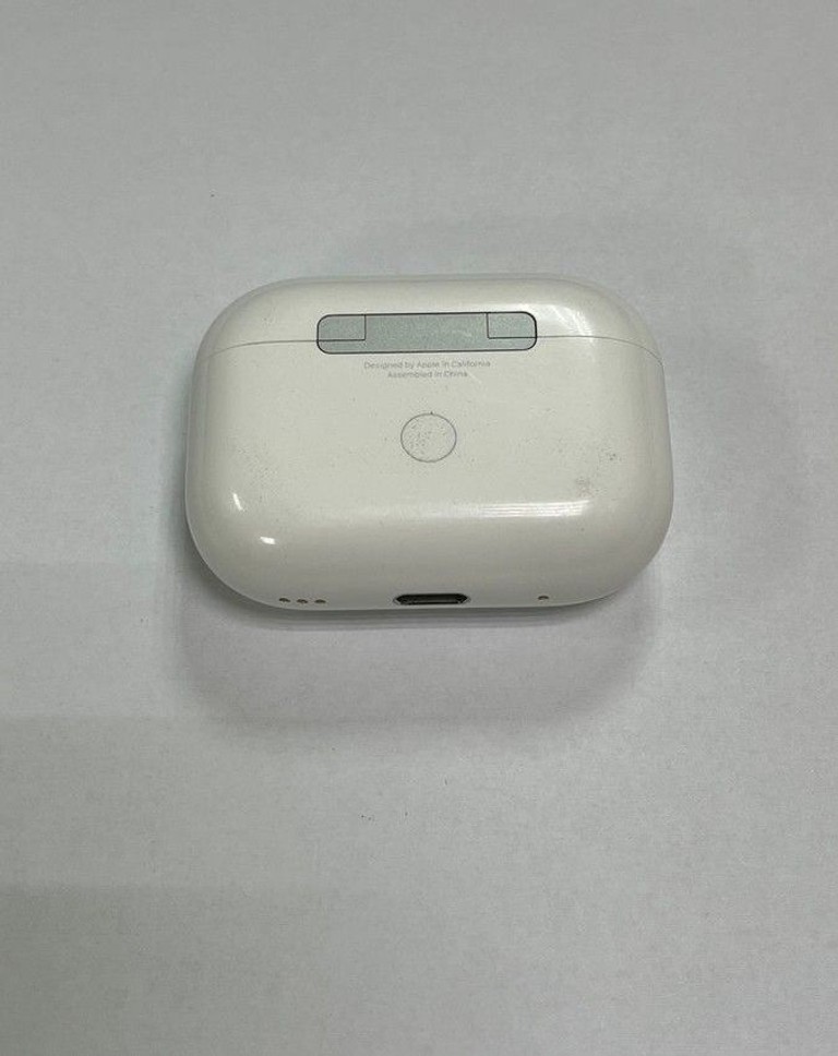 Apple airpods pro 2nd generation with magsafe charging case usb-c Код:01-200968427. Изображение 5