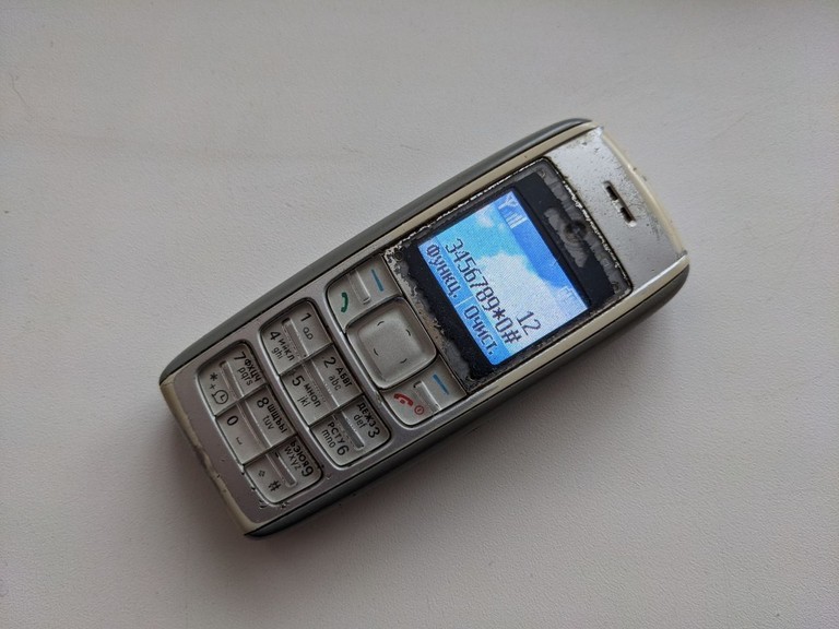 Дешево Nokia 1600 з ломбарду