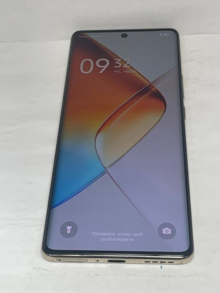 Дешиво Infinix note 40 pro 8/256gb с ломбарда