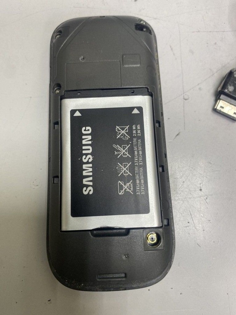 Дешево Samsung GT-E1200i з ломбарду