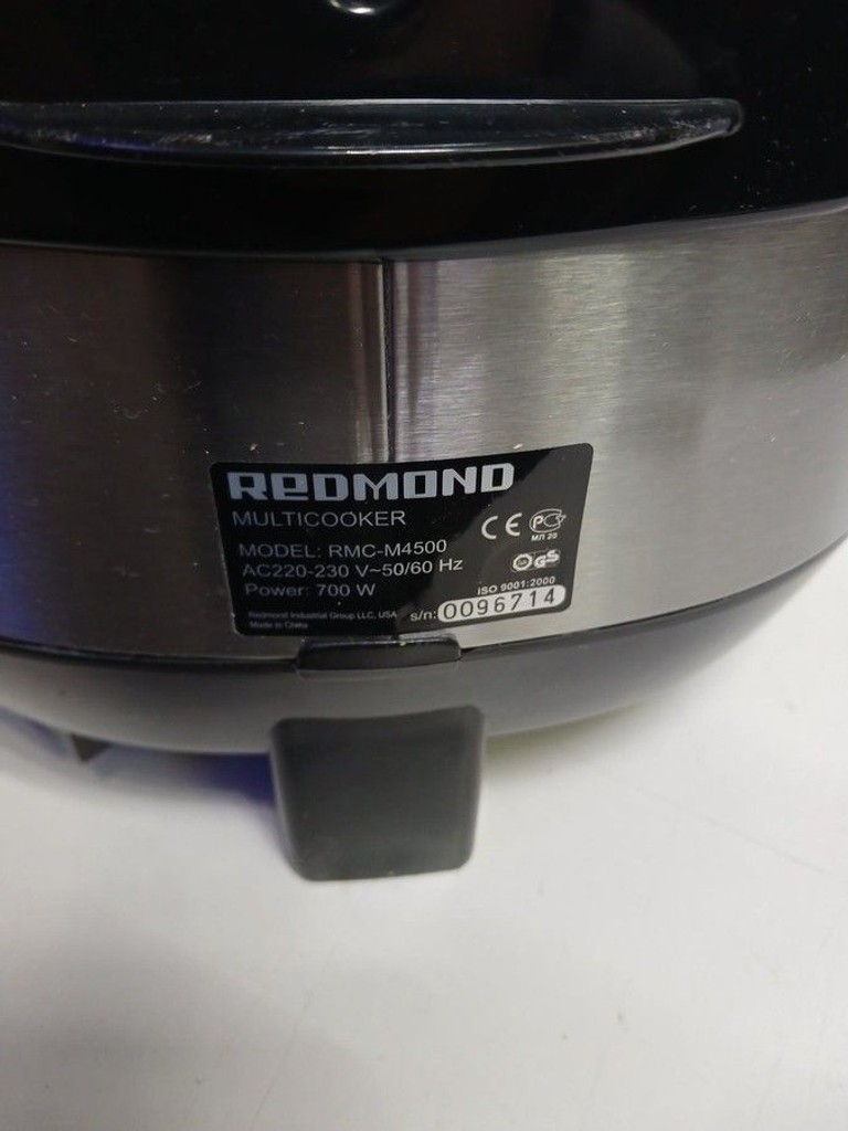 Дешиво Redmond rmc-m4500 с ломбарда
