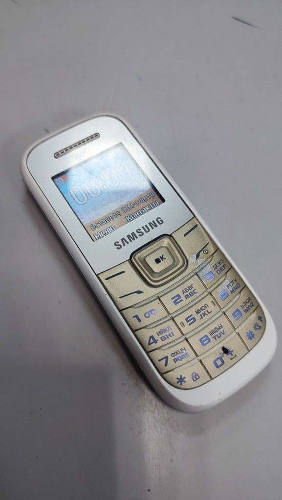 Купити Samsung e1202i duos Б/У