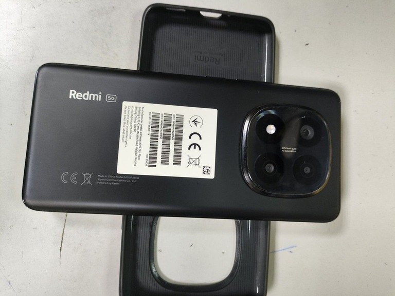 Дешиво Xiaomi Redmi Note 14 Pro 5G 12/256GB Midnight Black с ломбарда