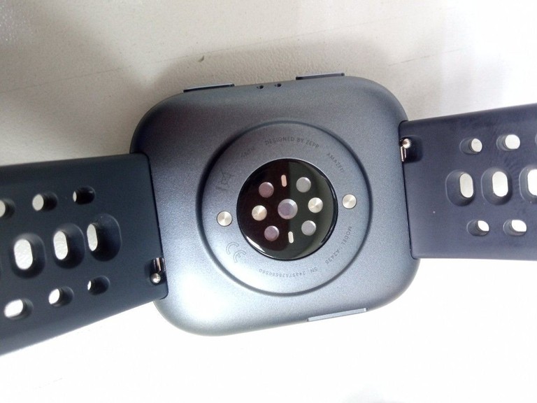 Дешиво Amazfit Bip 6 Black с ломбарда