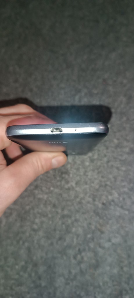 Дешиво Samsung sm-j120h/ds j1 2016 с ломбарда