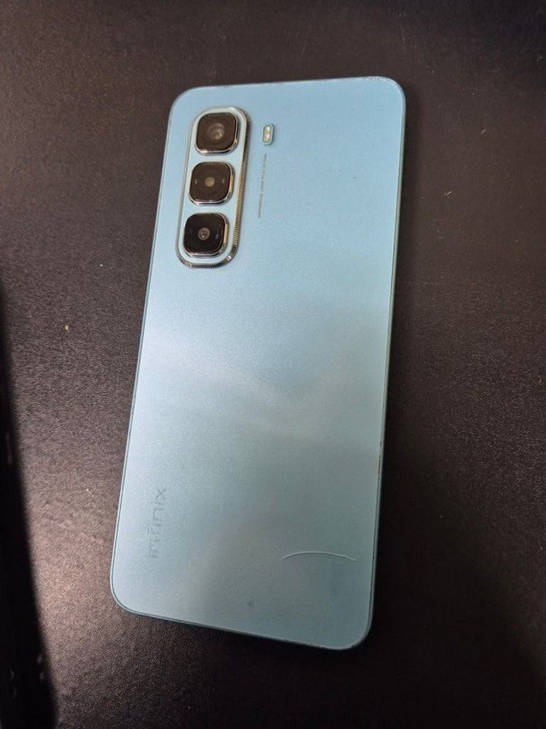 Дешево Infinix hot 50 pro 8/256gb з ломбарду
