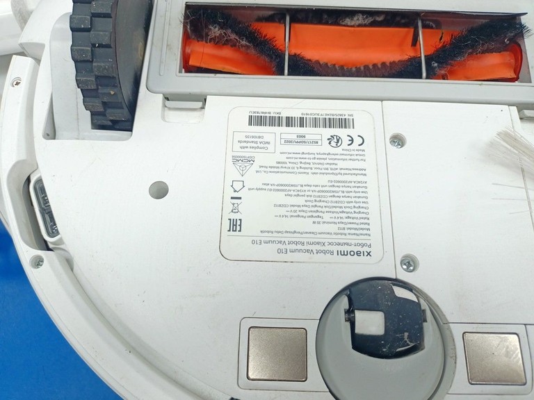 Дешиво Xiaomi Robot Vacuum E10 с ломбарда