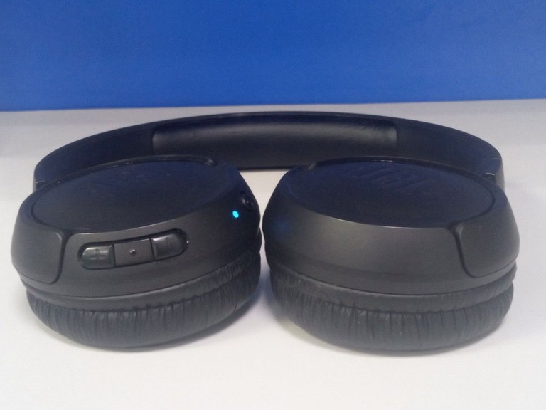 Оголошення Jbl tune 560 bt Б/У