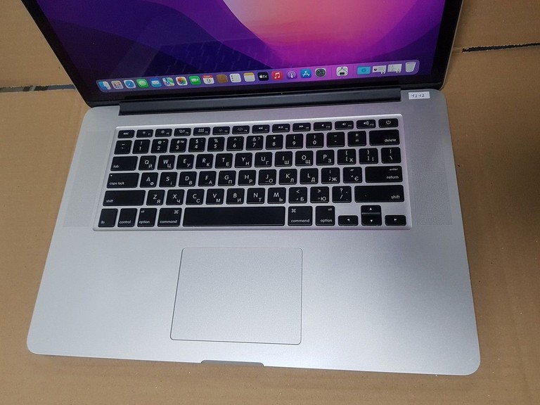Оголошення Apple macbook pro a1398 /екр 15,4 /core i7 2,5ghz /ram 16gb /ssd 256gb /intel iris pro Б/У