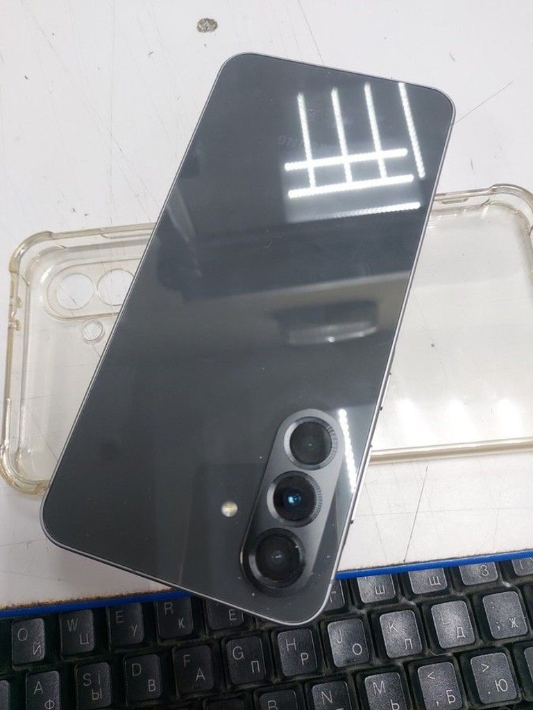 Купити Samsung galaxy a56 5g 8/128gb Б/У