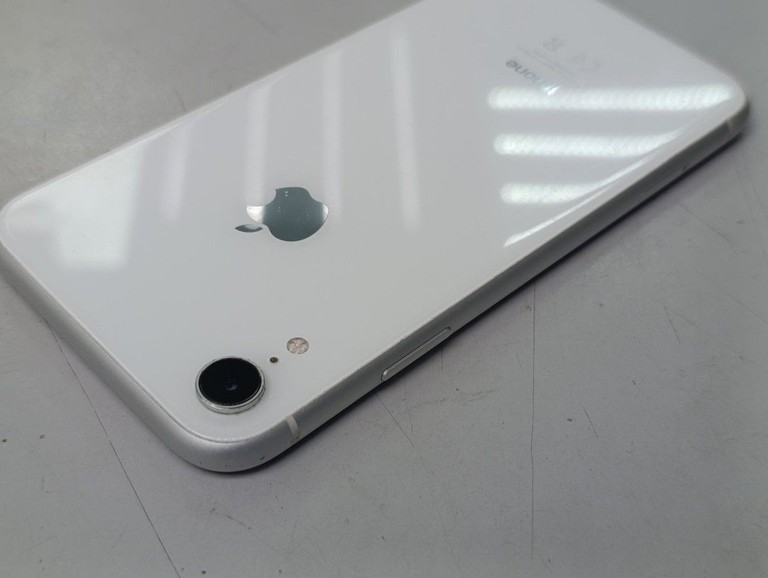 Дешево Apple iphone xr 64gb з ломбарду