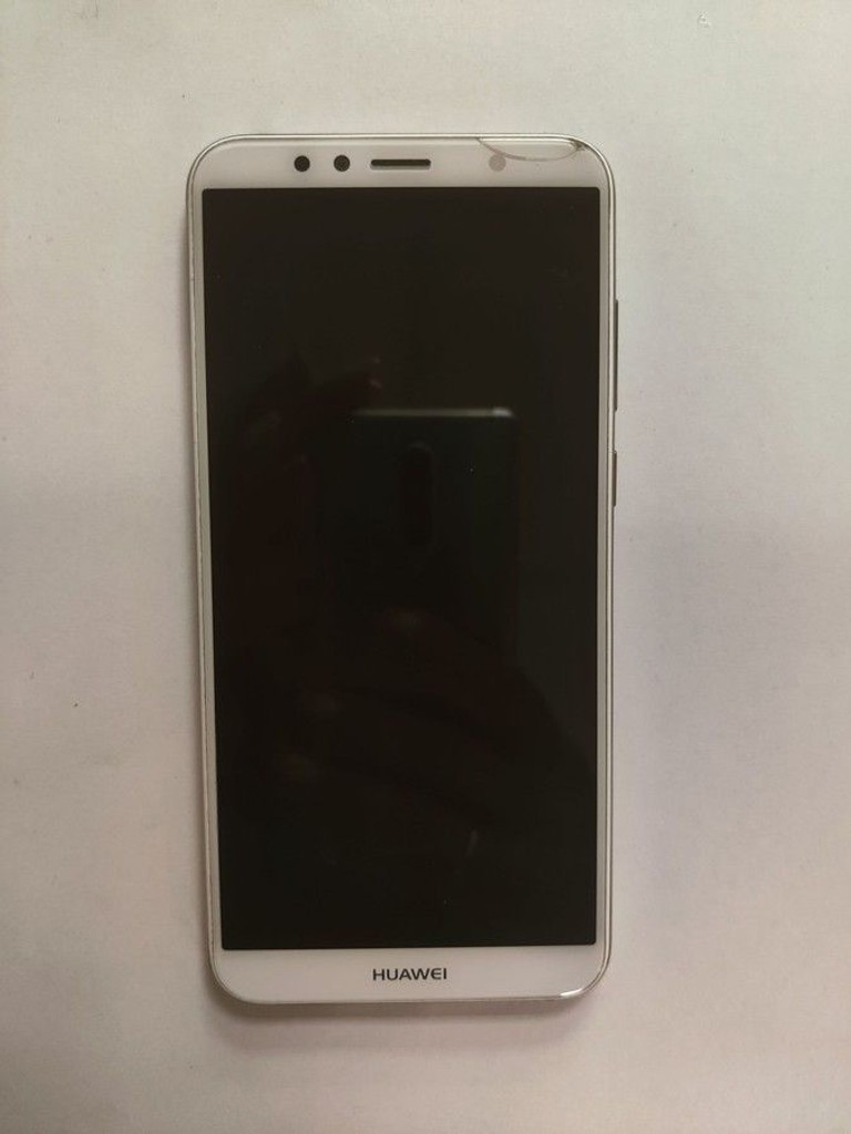 Дешево Huawei y6 2018 2/16gb з ломбарду
