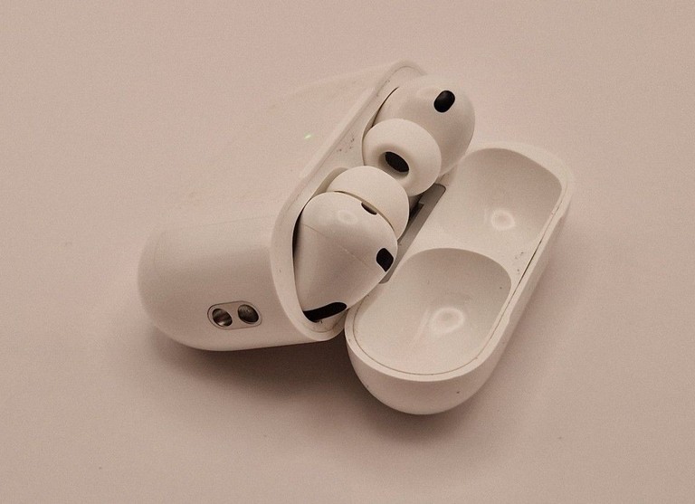 Распродажа AirPods Pro 3, продавец Техноскарб