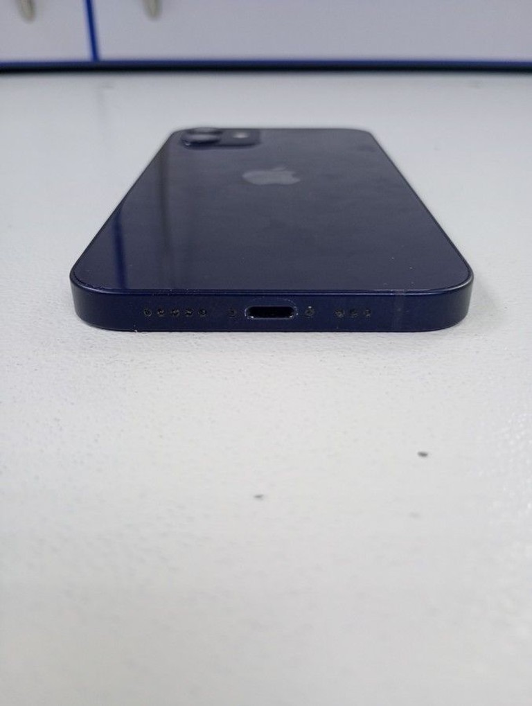 Apple iPhone 12 128GB (PRODUCT)RED Код:01-201095735. Изображение 5