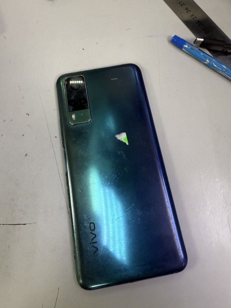Купити Vivo y31 4/128gb Б/У