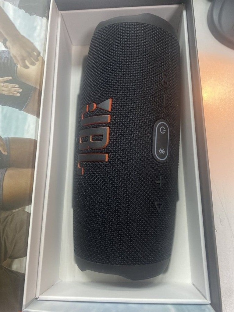 Купити Jbl charge 5 Б/У