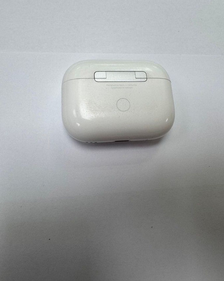 Оголошення Apple airpods pro 2nd generation with magsafe charging case usb-c Б/У