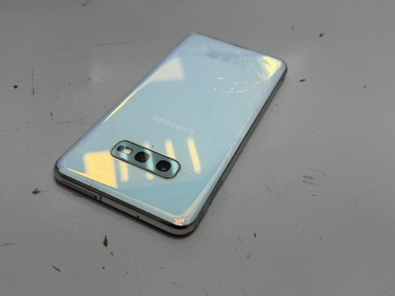 Samsung galaxy s10e sm-g970f 6/128gb Код:01-201146339. Изображение 7