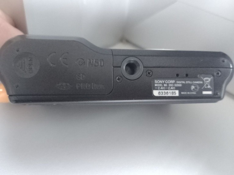 Купити Sony DSC-S2000 Black Б/У