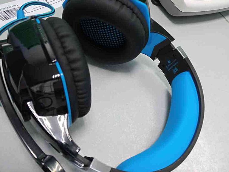 Дешиво Kotion Each G2000 Black/Red (G2000BR) с ломбарда