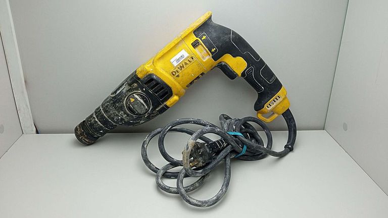 Dewalt D25133K