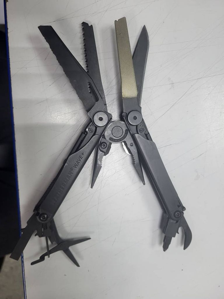 Leatherman wave plus