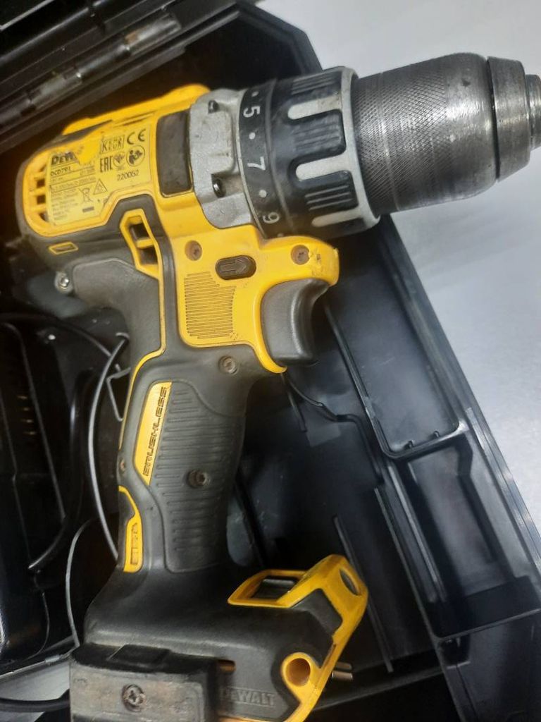 Dewalt dcd791