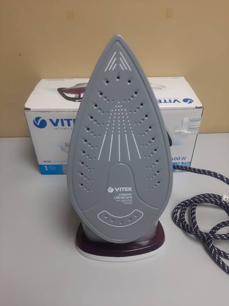 Дешево Vitek vt-1246 з ломбарду