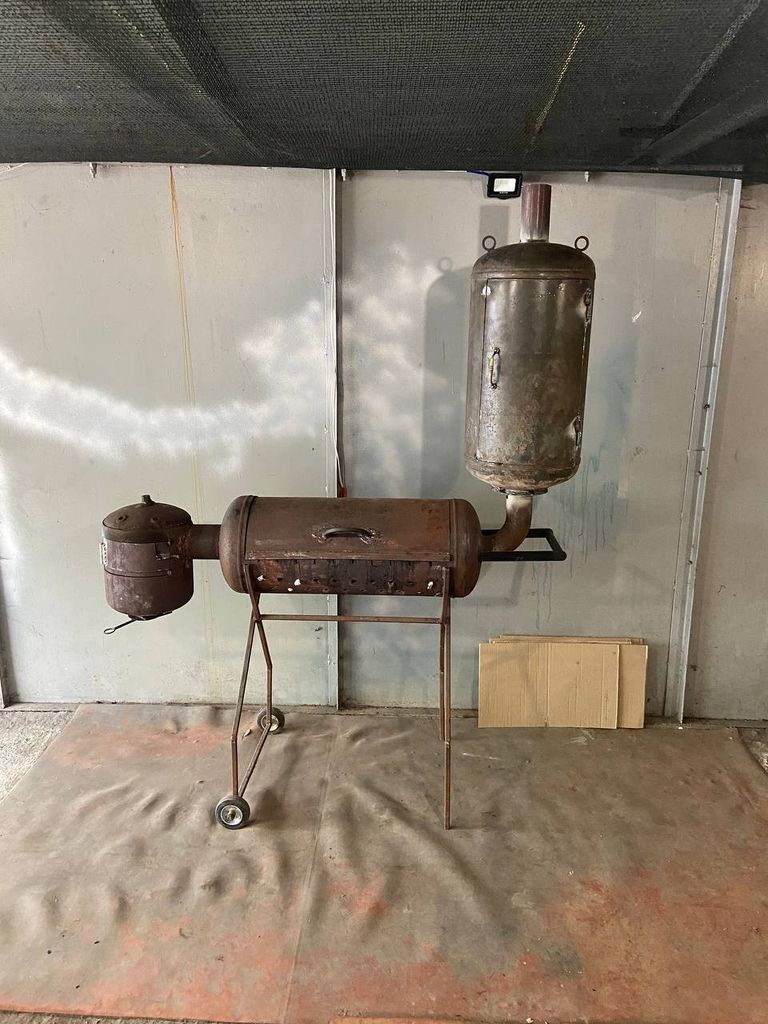 Купити мангал-коптильню Б/У