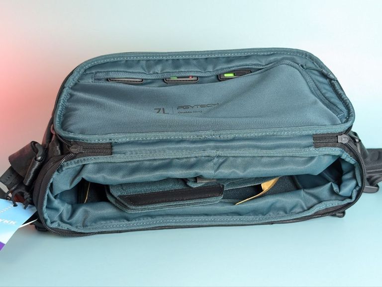 Дешиво Сумка для камери PGYTECH OneMo Sling 7L (чорна) Нова.  с ломбарда