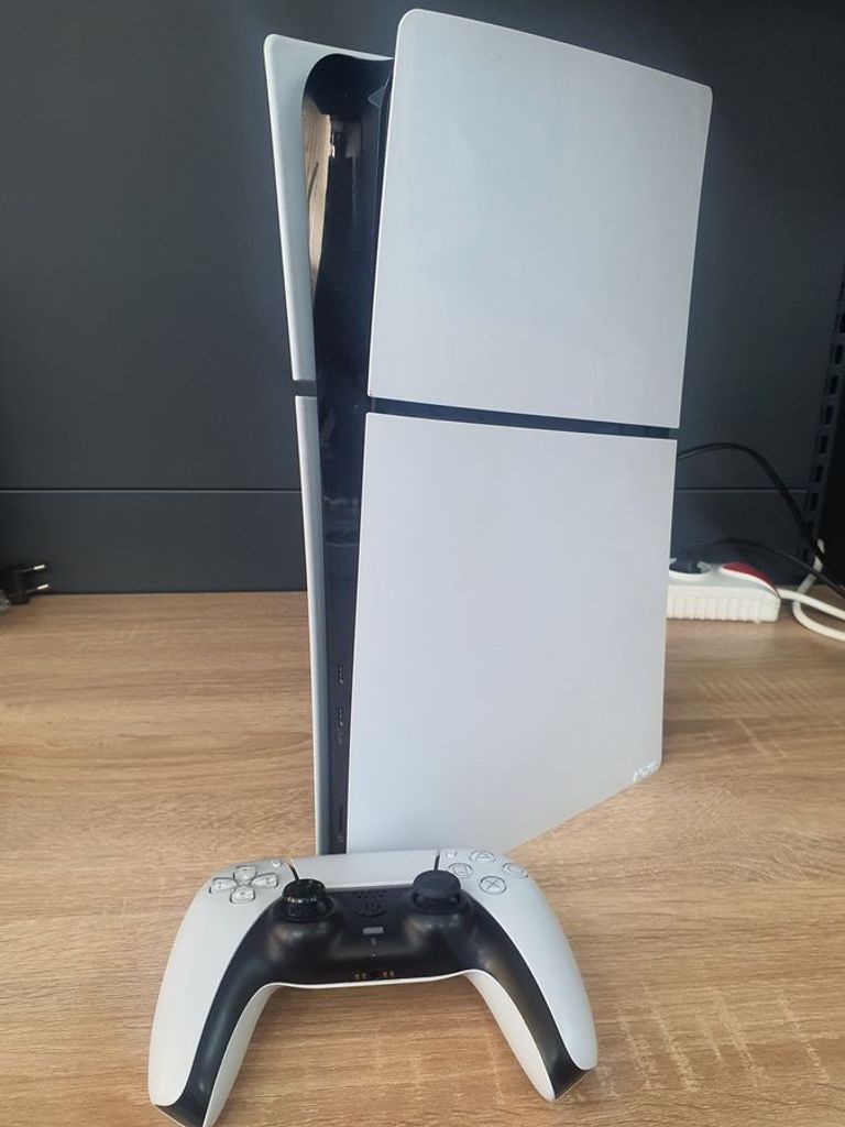 Купить Sony PlayStation 5 Slim Digital Edition 1TB Б/У