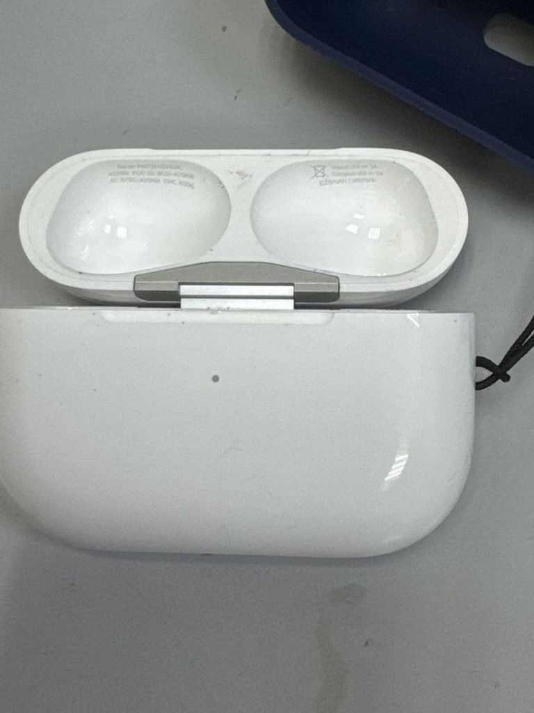 Объявление Apple airpods pro 2nd generation with magsafe charging case usb-c Б/У