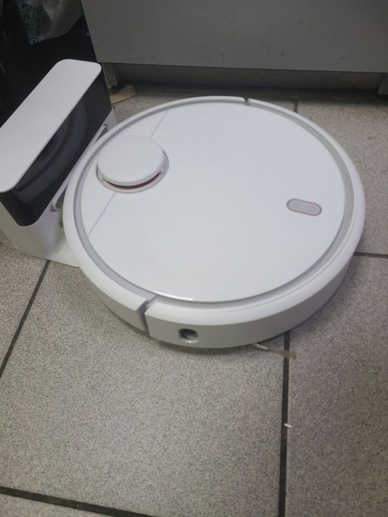 Купить Xiaomi mi robot vacuum cleaner sdjqr02rr Б/У