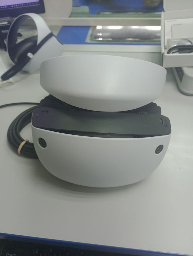 Купить Sony PlayStation VR2 Б/У