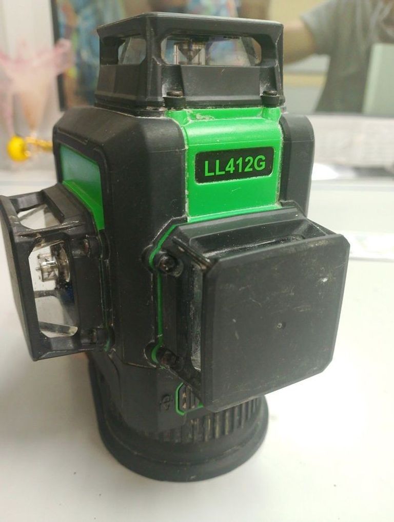 Оголошення Protester LL412G Б/У