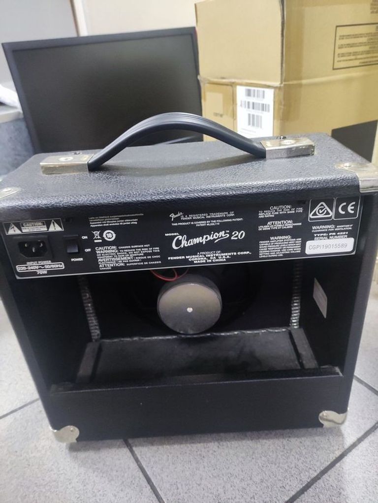 Купити Fender Champion 20 Б/У