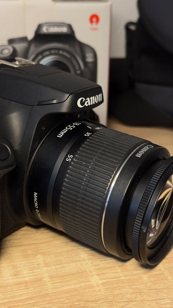 Оголошення Canon eos 4000d ef-s 18-55 1:3.5-5.6 iii Б/У
