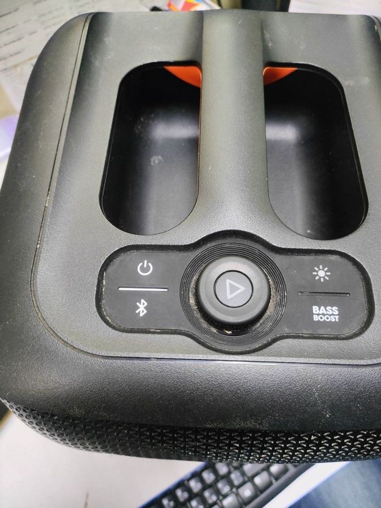 Объявление Jbl partybox encore essential Б/У