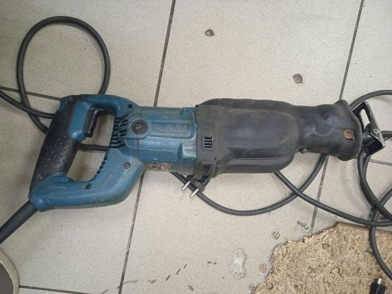 Оголошення Makita jr3060t Б/У