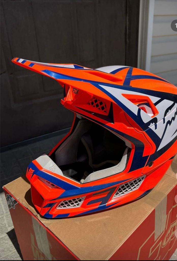 Купить Fox V3 Б/У